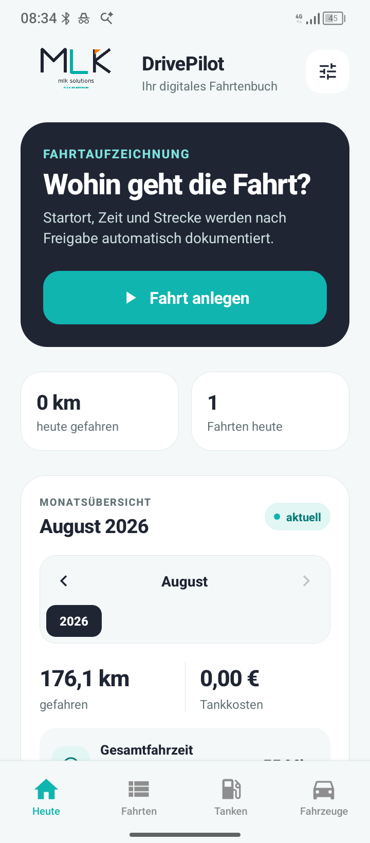 DrivePilot-Startansicht mit Fahrtaufzeichnung, Tageswerten und Monatsübersicht